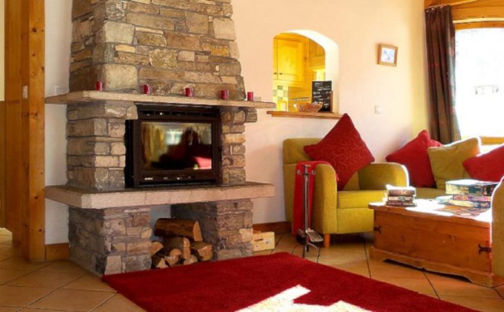 Chalet Amelie, Val d'Isere, Fireplace